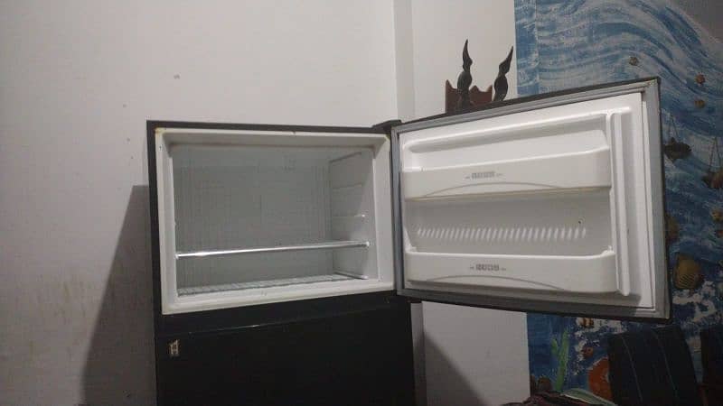 Dawlance Fridge and Freezer 2