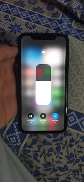 All original iPhone 11 waterproof in good condition 2