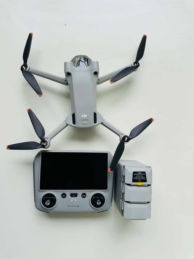 DJI mini 3 pro with fly more combo 2