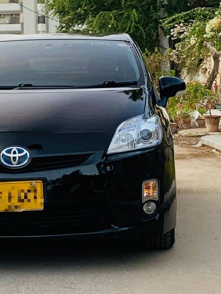 Toyota Prius 2011 3