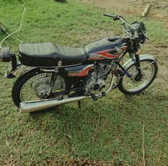 honda 125  exaust ( cylincer ) for sale