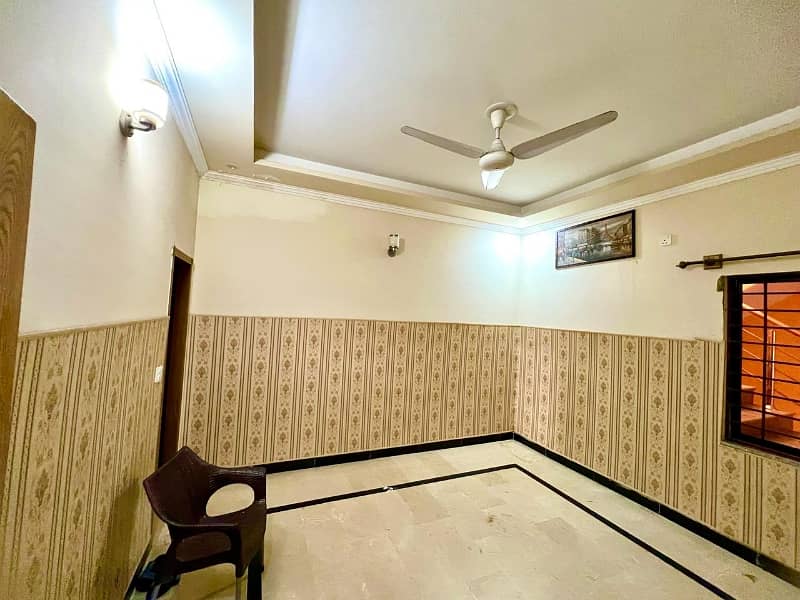 10 MARLA UPPER PORTION FOR RENT WITH GAS IN CDA APPROVED SECTOR F 17 MPCHS ISLAMABAD 10