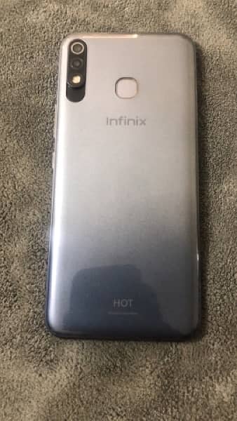 infinix Hot 8 Lite 0