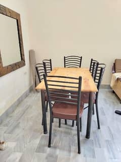 Dining Table with 6 chairs