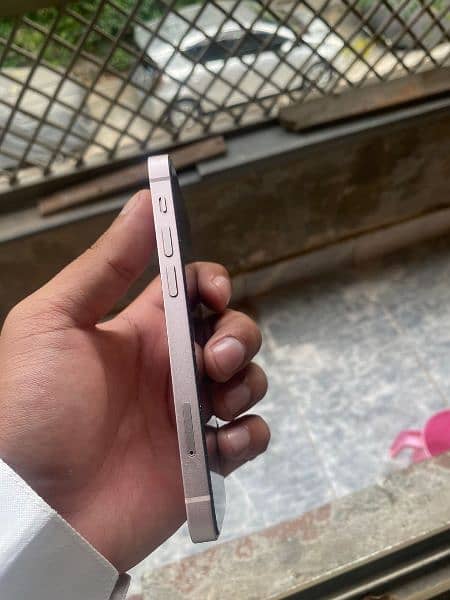 iphone 13 mini 1