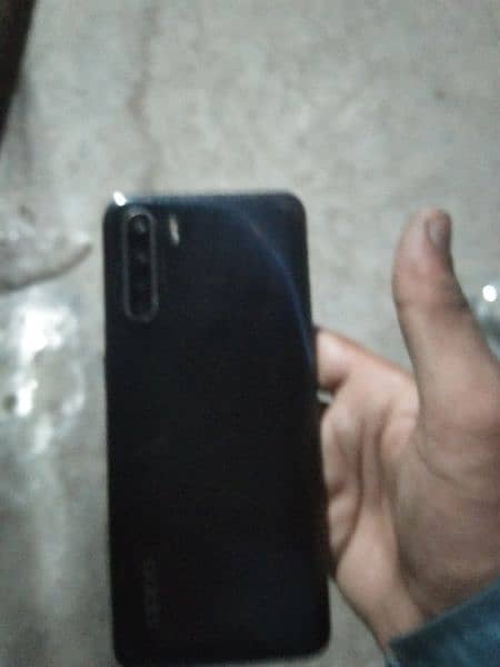 Oppo F15 4