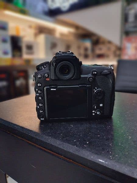 Nikon D850 camera body 2