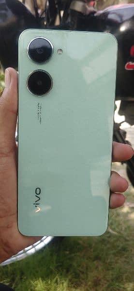 vivo y03 1