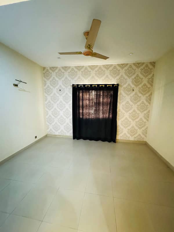 Falaknaz Villas 120 Sq Yards Double Story Bungalow For Sale 4