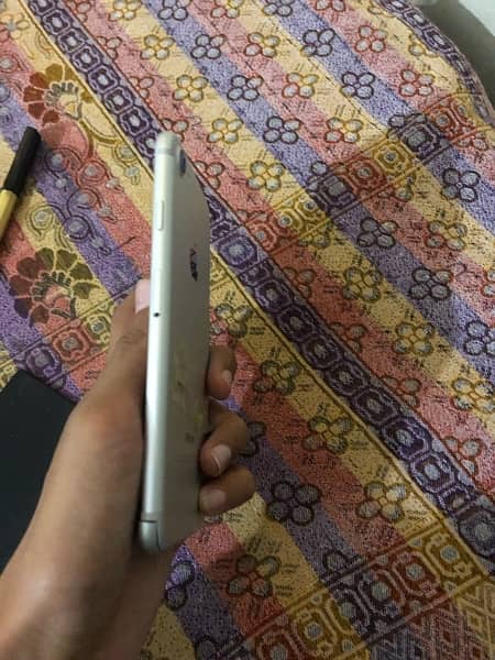 iPhone 7 128gb pta 2