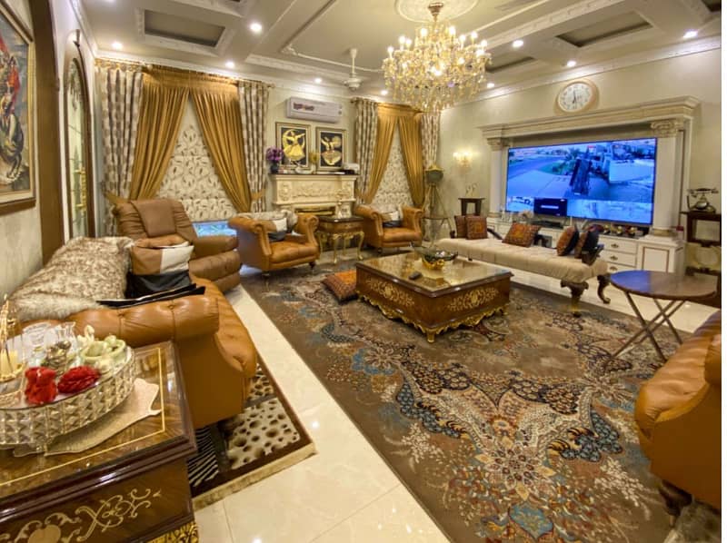 DHA Phase 6, 03 Kanal, 05 Bed, Fullly Furnished Luxurious House Available for Sale. 14