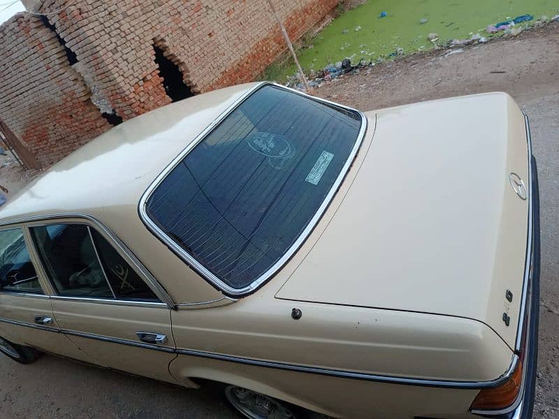 Mercedes 240 Gd 1978 8