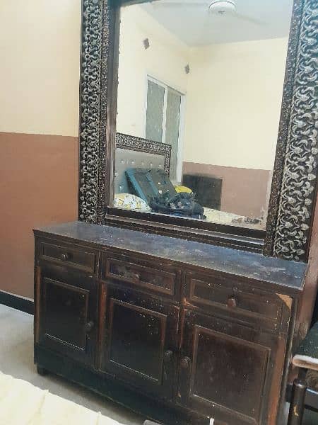 Dressing table for sale 2