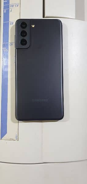 Samsung galaxy s21 5G 0