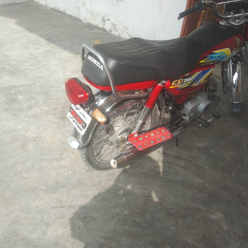 Honda CD 70 2021 8