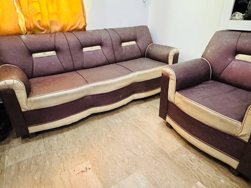 5 Seater Sofa Set Excellent Condition 1