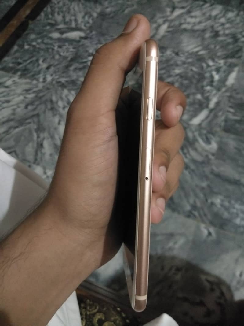 iPhone 8 for sale urgent 4