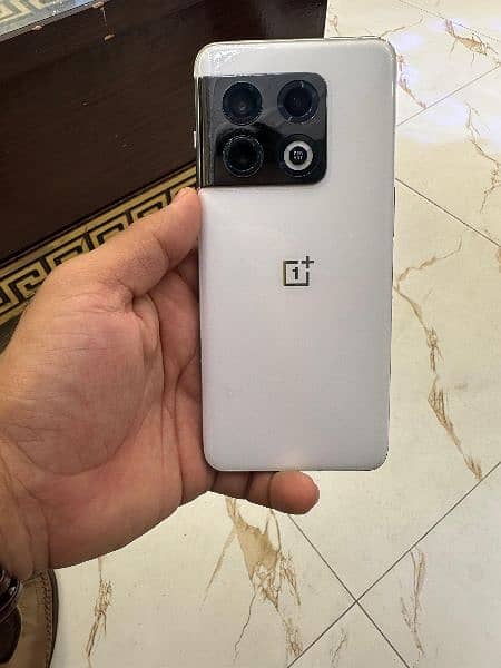 Oneplus 10 pro panda edition 5