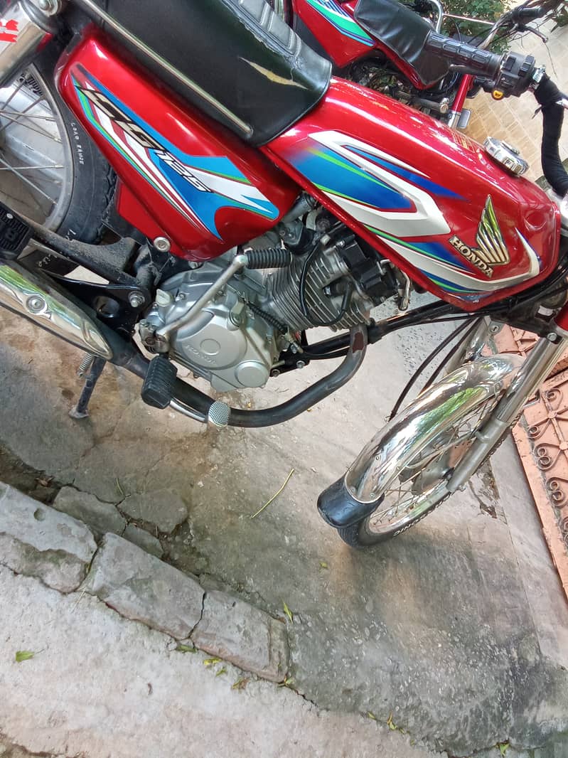 Honda CG 125 2022 4