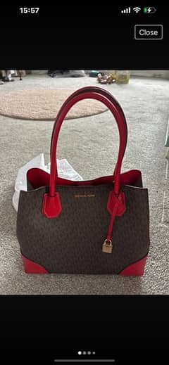 genuine Michael kors bag for sale  only RPP 1 lacks