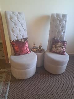 Very beautiful Sofa set( price is final for only serious buyer