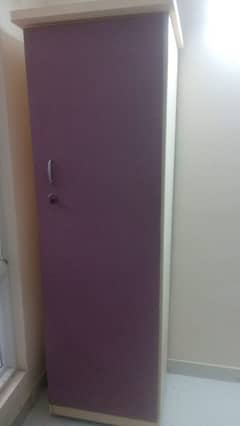 1 door wardrobe 0