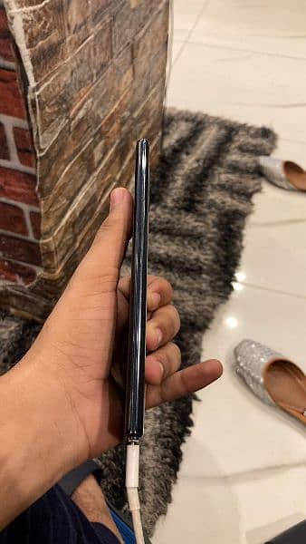 Samsung Galaxy S10 plus 3