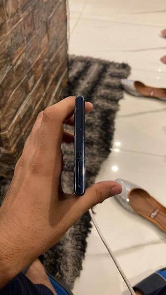 Samsung Galaxy S10 plus 7