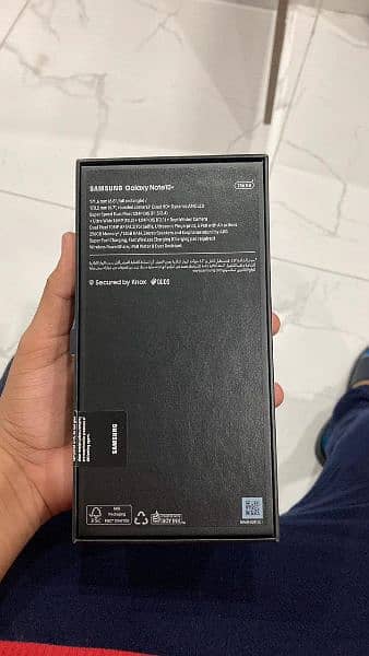 Samsung Galaxy S10 plus 9