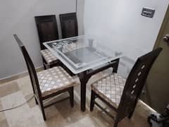 4 person dining table