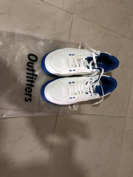 Outfitters sneakers for men 1