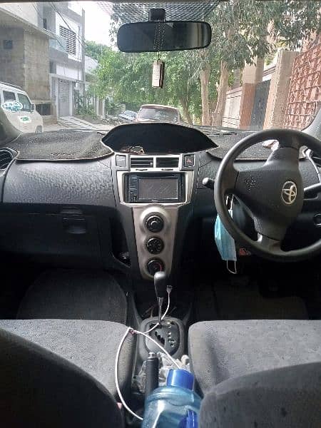 Toyota Vitz 2008 4