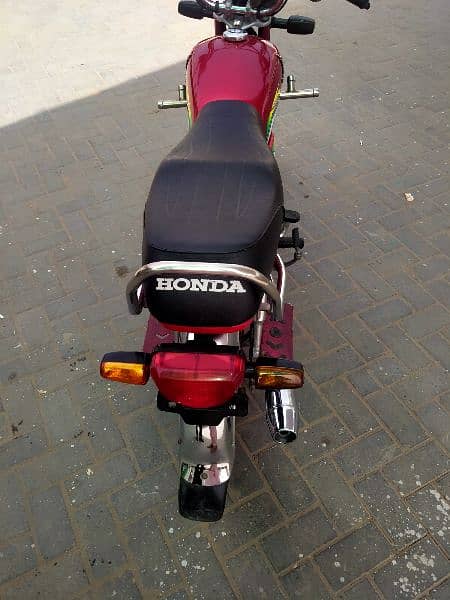 Honda CD 70 4