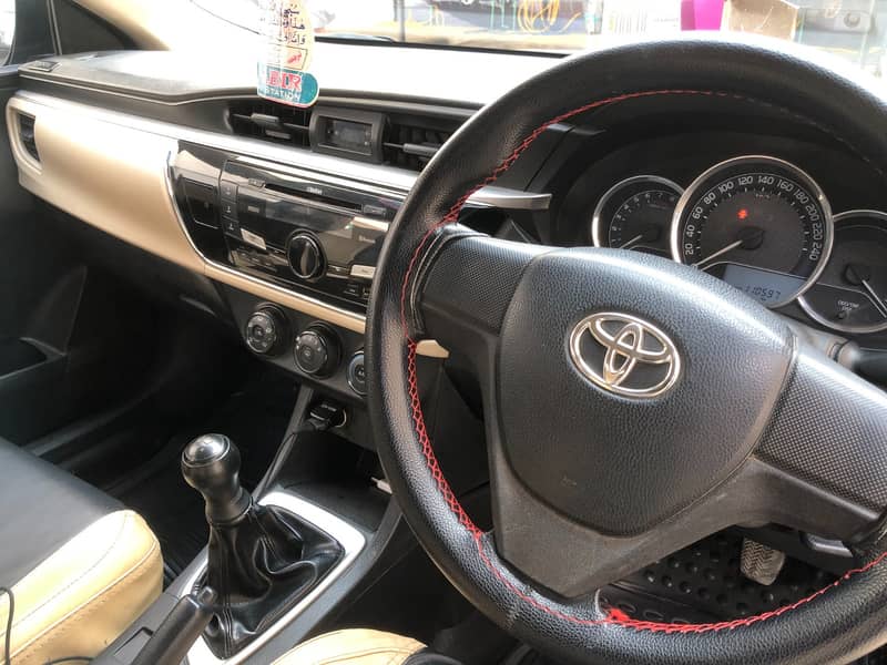 Toyota Corolla GLI 2016 4