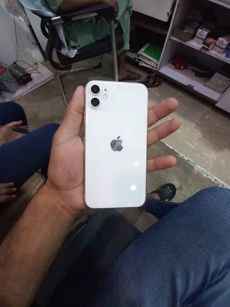 iPhone 11 factory unlock 3