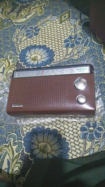 Radio Panasonic 562 1