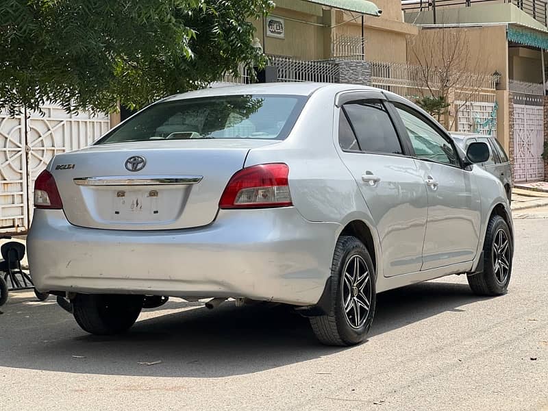 Toyota Belta 2011 (1000cc) 8