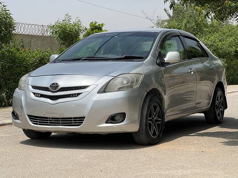 Toyota Belta 2011 (1000cc) 10