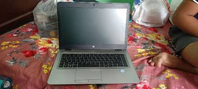 hp laptop 840 G3 0