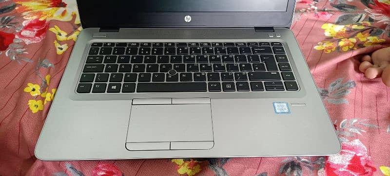 hp laptop 840 G3 1