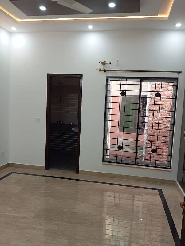 5 Marla Dubble Unit House For Sale ( Near Allied School) 6