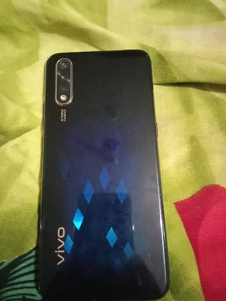 vivoS1 1