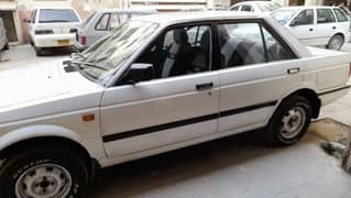 Nissan Sunny 1988