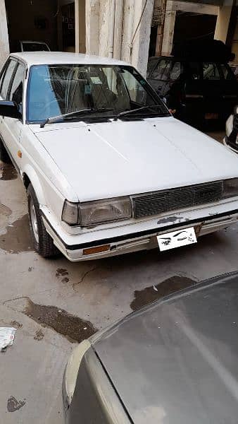 Nissan Sunny 1988 3