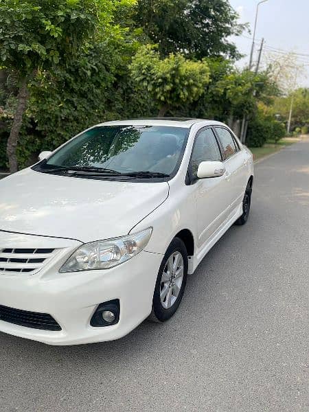 Toyota Corolla Altis 2013 3