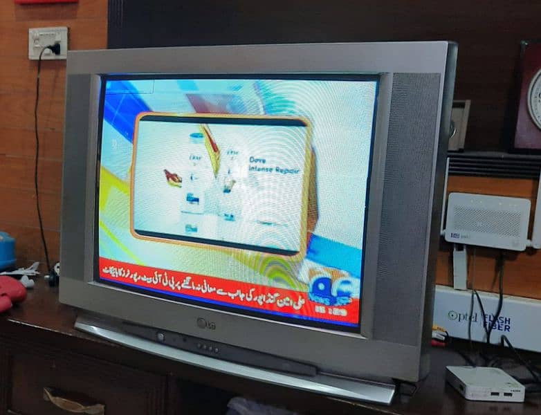 34 Inch TV | Excellent Condition | Affordable Price 3