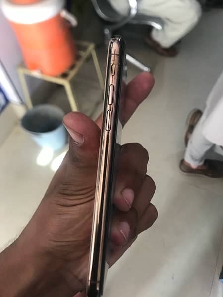 iphone XS PTA Approved 256GB 4