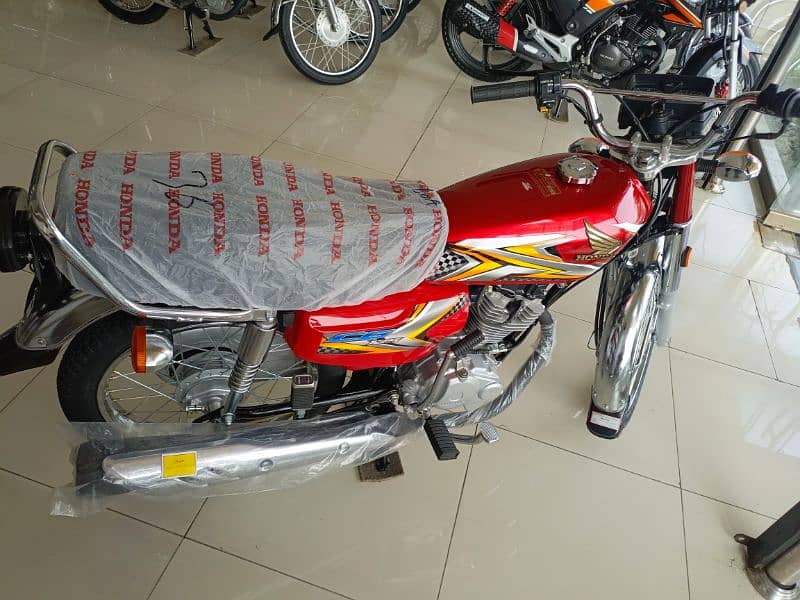 Honda CG 125 2025 Model 2