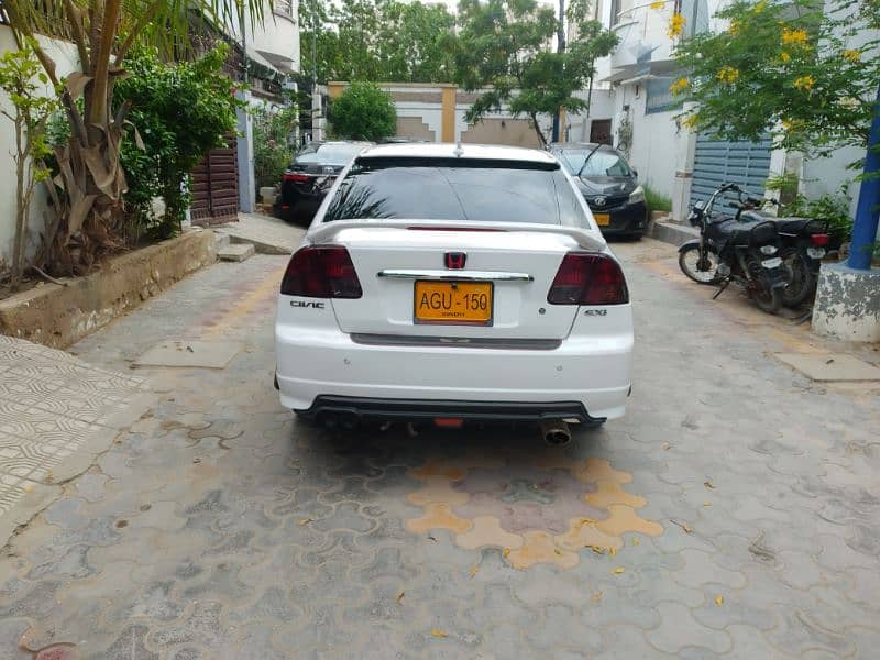 Honda Civic EXi 2004 manual outclass condition 1