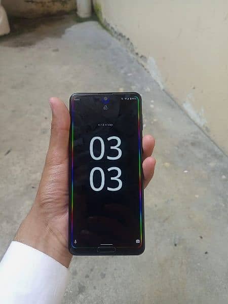 aquos r5 4